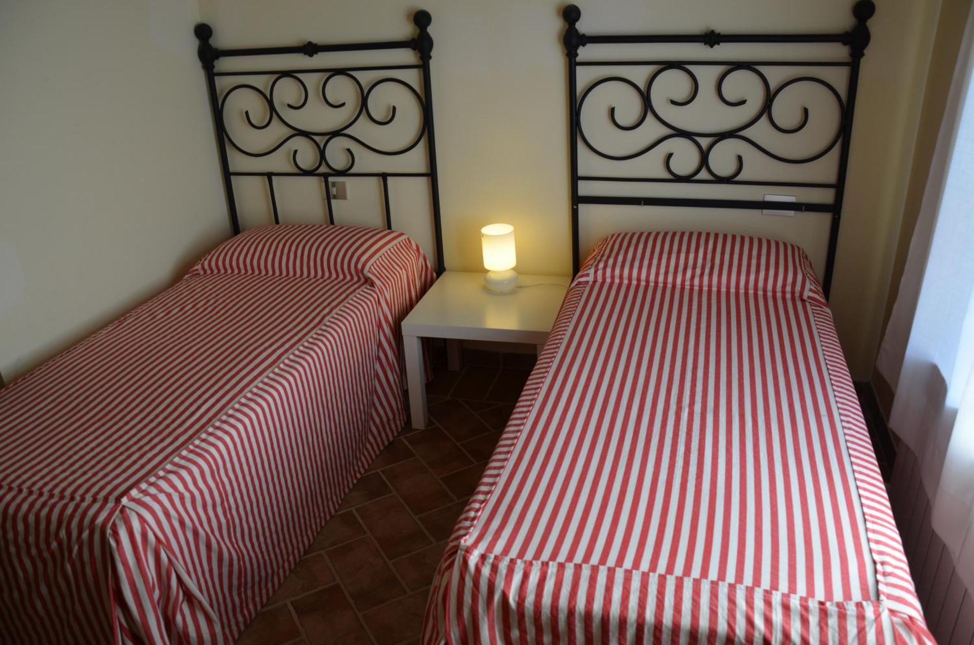 Agriturismo Sant'Alfredo Monteroni dʼArbia Pokój zdjęcie