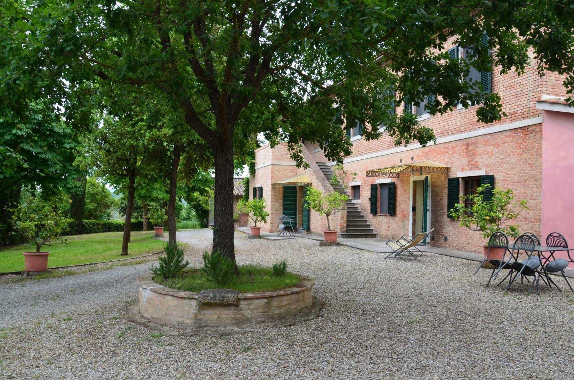 Agriturismo Sant'Alfredo Monteroni dʼArbia Zewnętrze zdjęcie